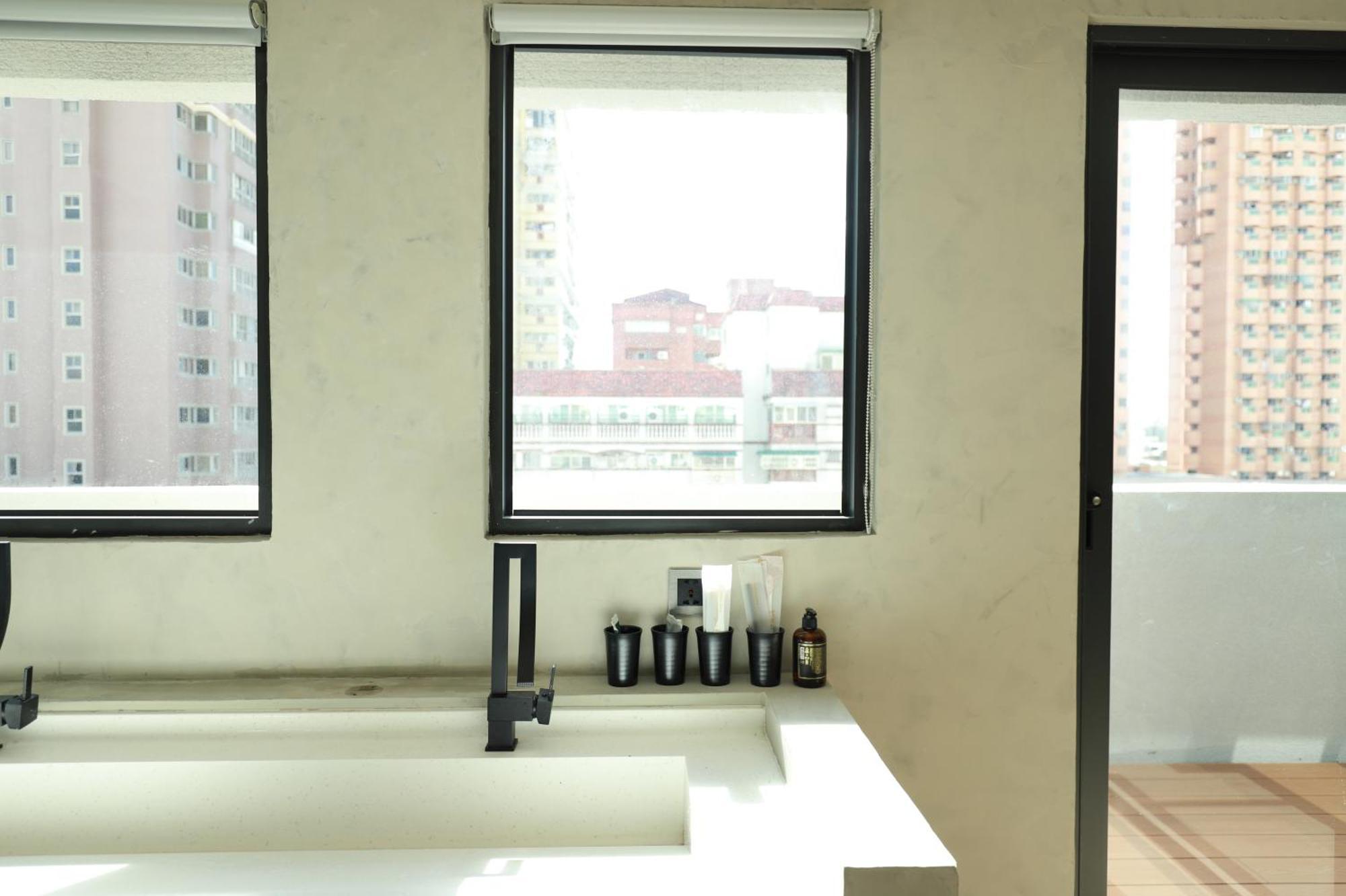 Hotel Initial-Tainan Luaran gambar
