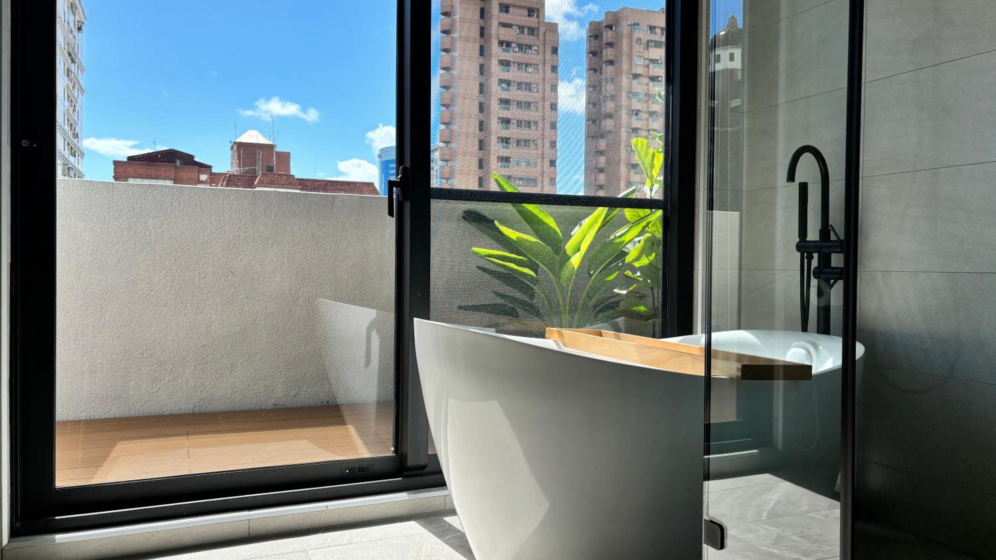 Hotel Initial-Tainan Luaran gambar